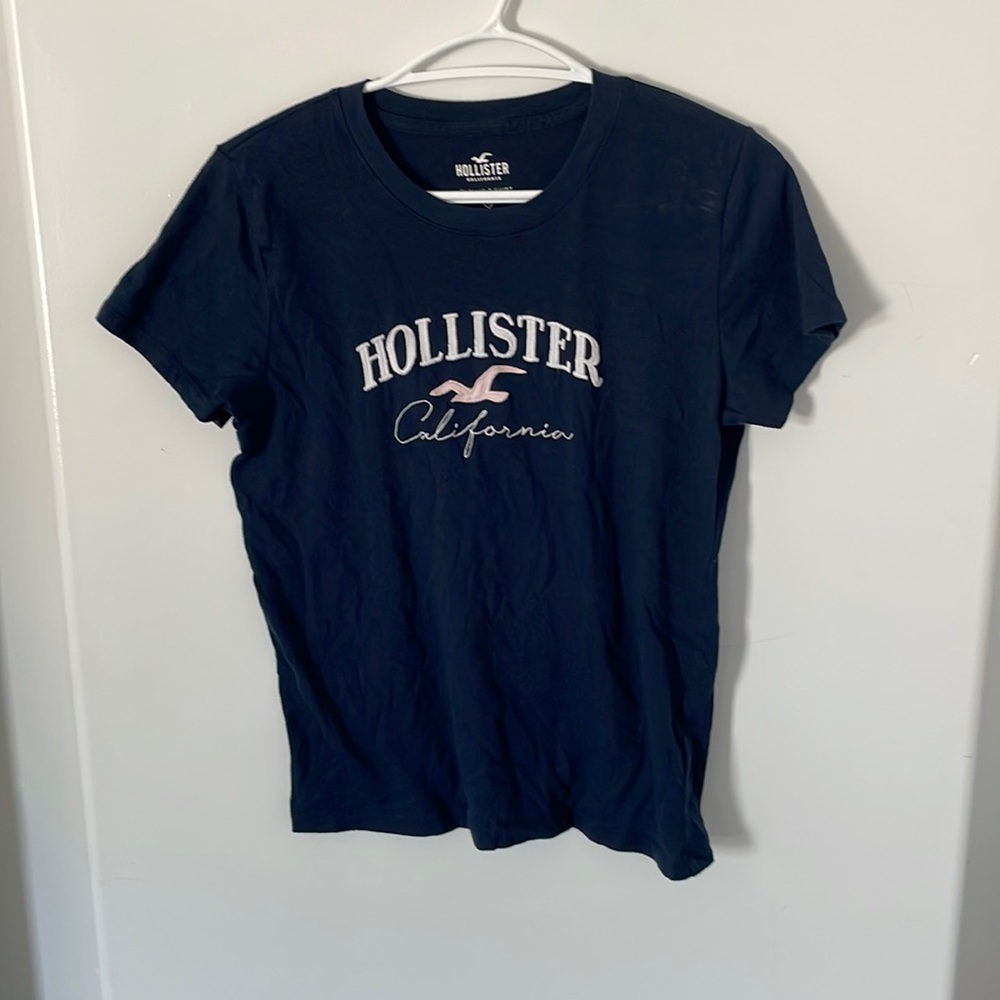 Hollister Tee